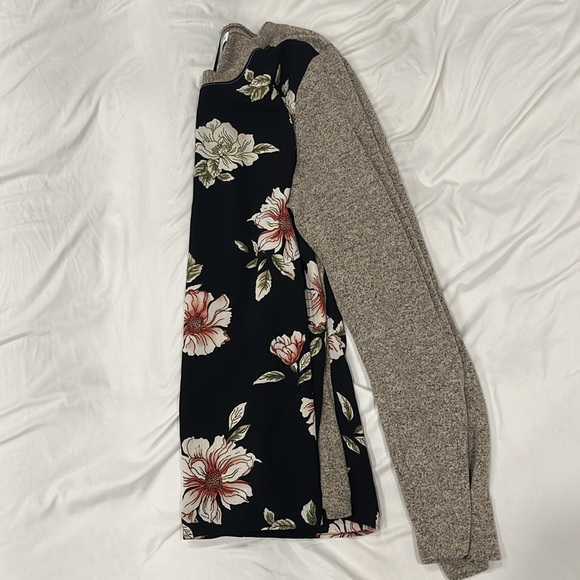 Kayleigh Sweater Size XL - Picture 2 of 5